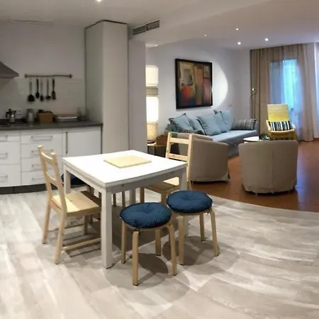 Corazón De Nervión, Excelente Ubicación, Parking Apartamento Sevilla