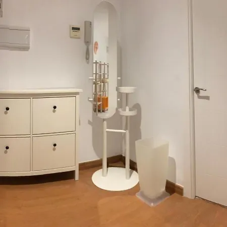 Corazón De Nervión, Excelente Ubicación, Parking Apartamento *